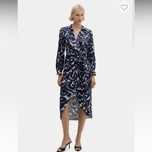 Mango

Printed Knotted Midi Shirt Dress